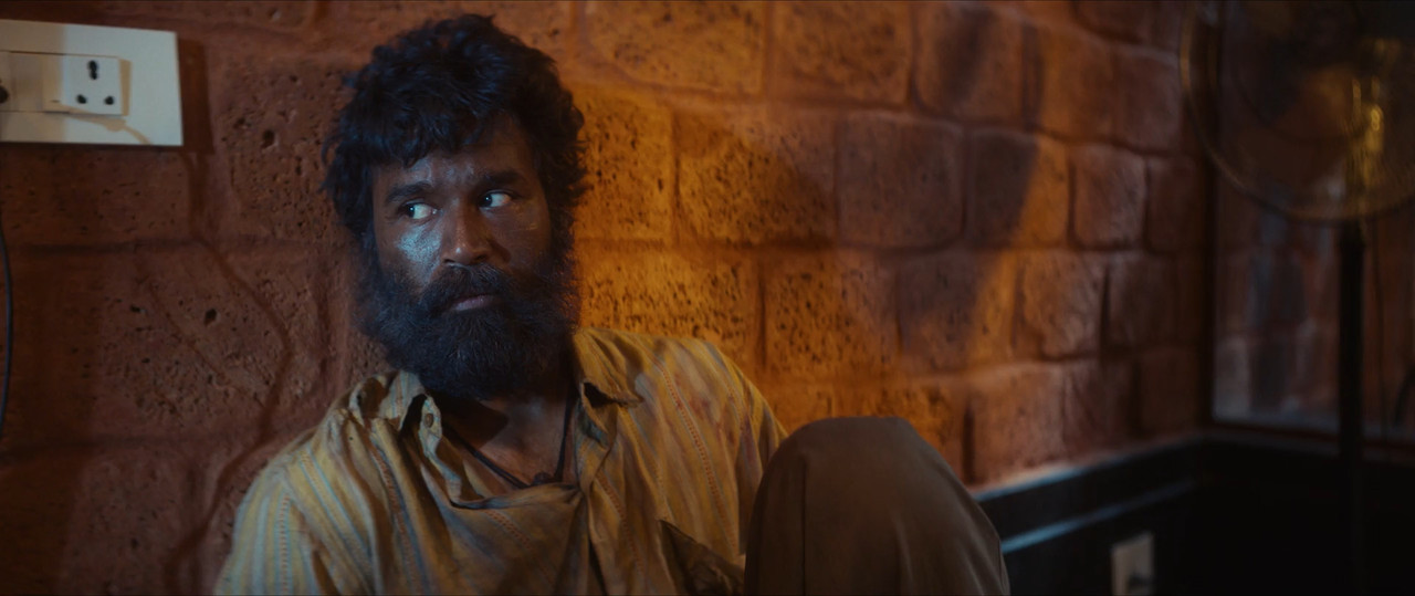 Kuberaa 2025 WebRip [Hindi + Tamil + Telugu + Malayalam + Kannada] 480p 720p 1080p ESub Screenshot