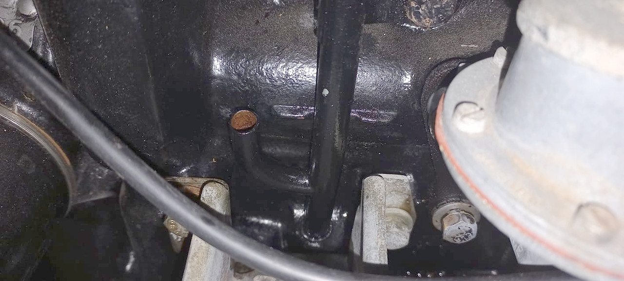 Y pour cyclone sur jauge à huile