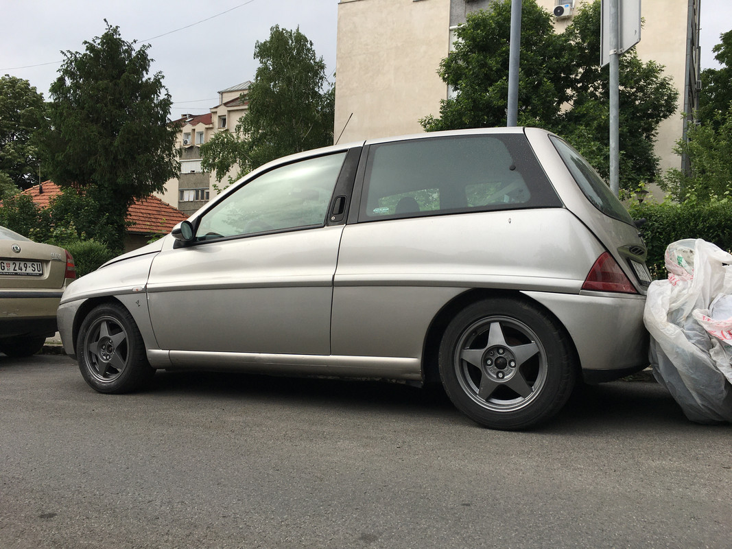 9F78031F-1DFA-4C4A-AFCF-C726D31D1952