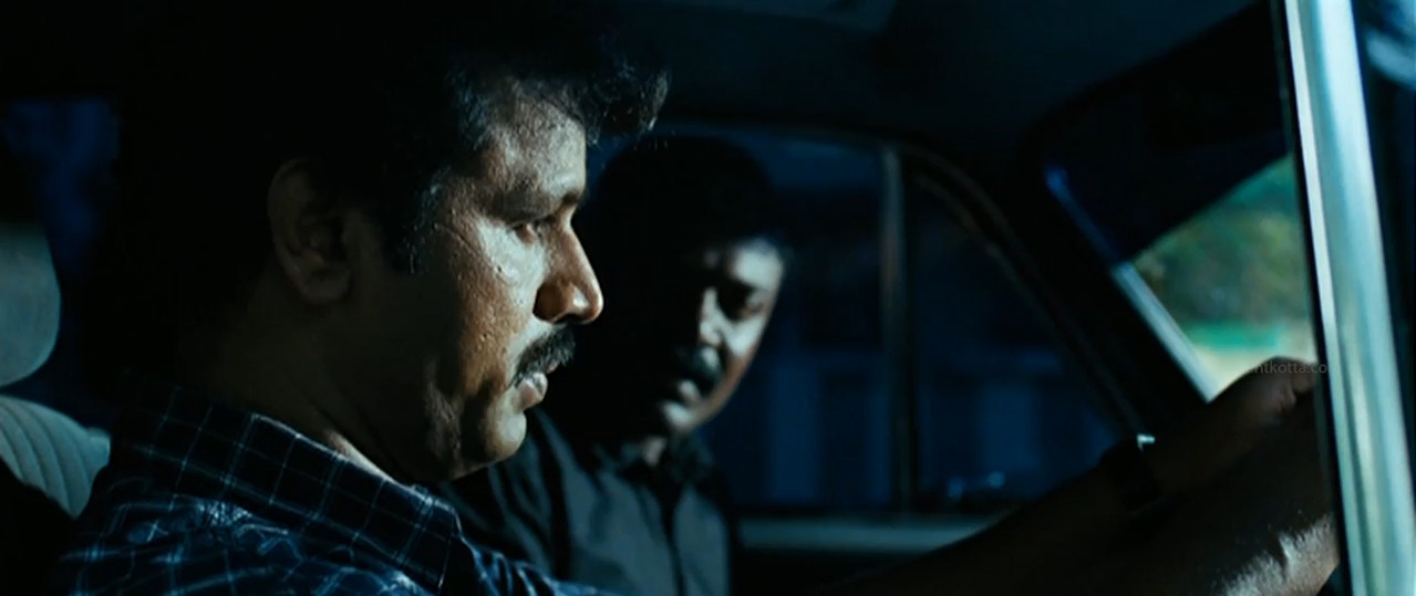 Yuddham Sei 2011 WebRip [Tamil] 480p 720p ESub Screenshot