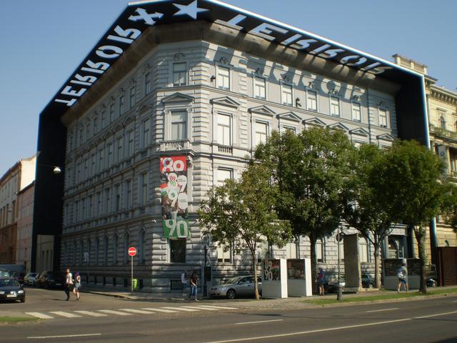 Budapest, centro de Europa - Blogs of Hungary - Día 2 – Miércoles 21 de Agosto. Plaza de los héroes, museo nacional Húngaro (8)