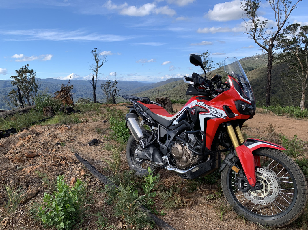 7E7801B2-17F8-4DA8-B5E5-AD1B059E8CCD