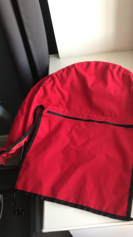 4E9029EB-4DDD-437F-9DE7-10F6E0C63921