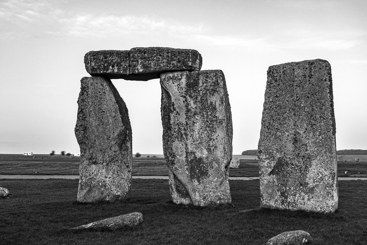 
							Stonehenge Experience