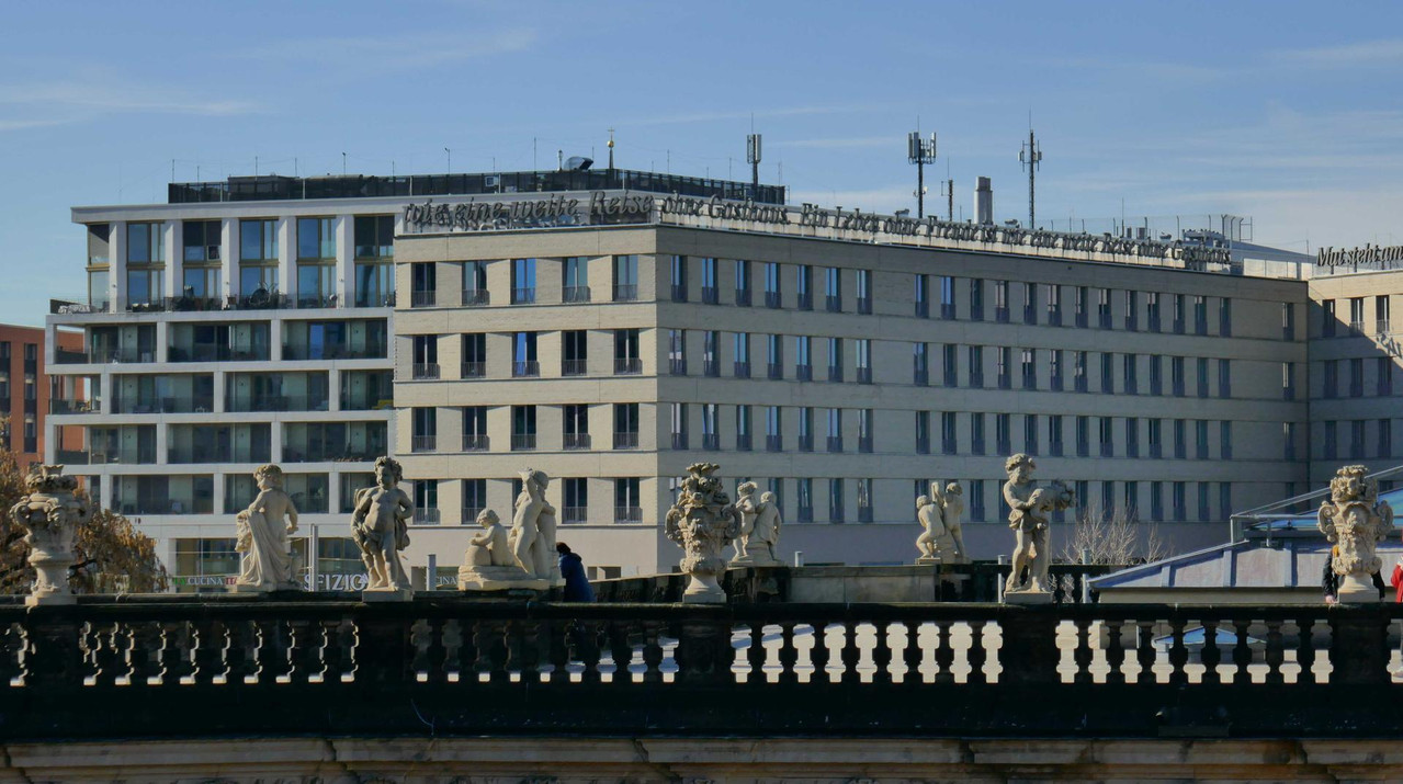 Bild: https://i.postimg.cc/tR1b0wYF/P1340711.jpg