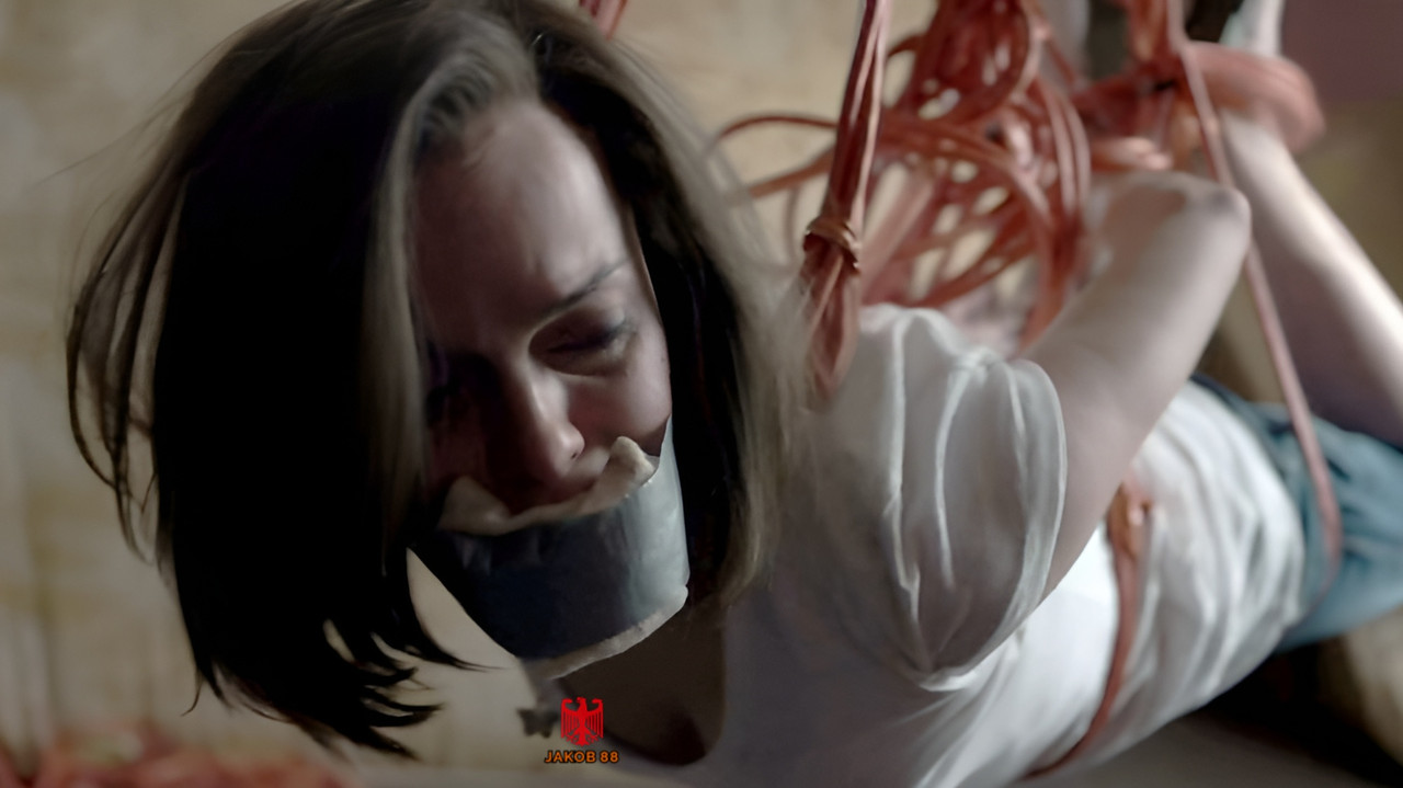 Taryn Manning 8 - Cleveland Abduction 2015
