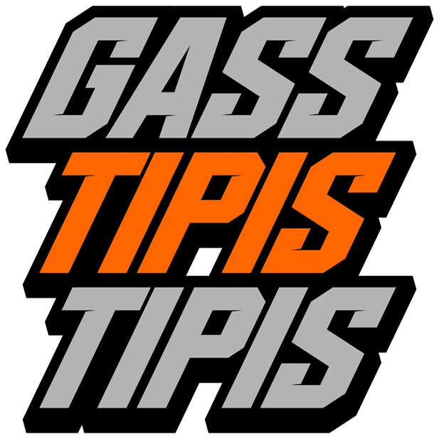 May include: A black t-shirt with a white graphic print that reads "All Our Fears can come true if we have the courage to Pursue Them."