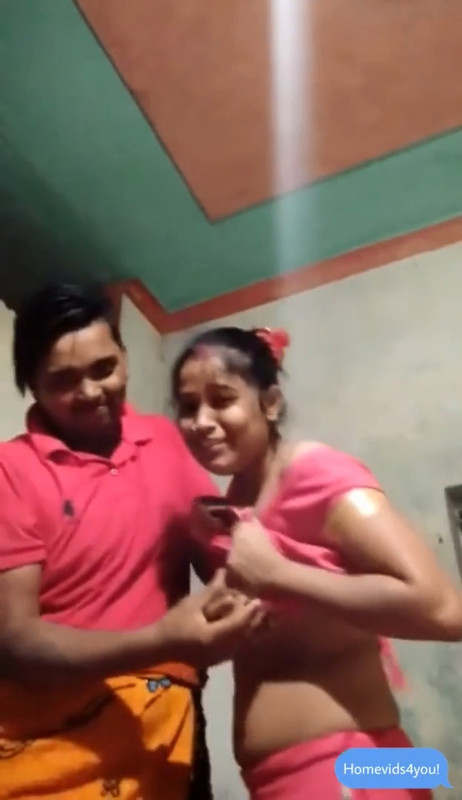 Desi girl nice boob.mp4_snapshot_00.30.823