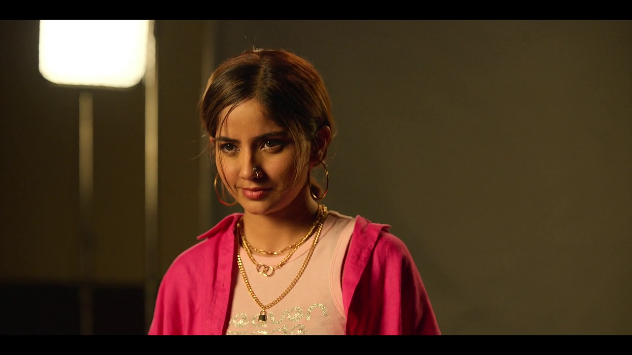 vlcsnap-2023-12-16-02h39m17s191