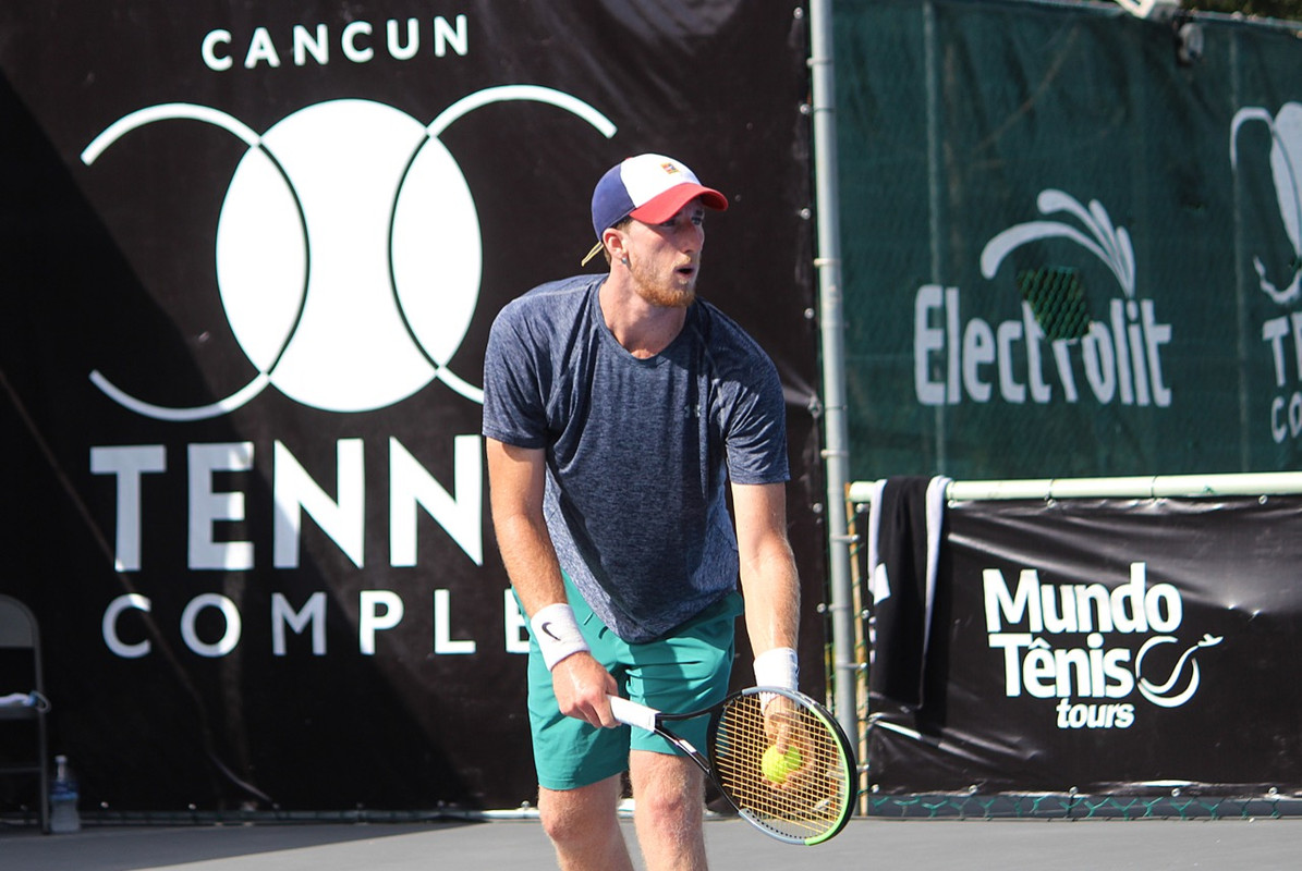 Keegan Smith y Linda Fruhvirtova se coronan en el ITF World Tennis Tour