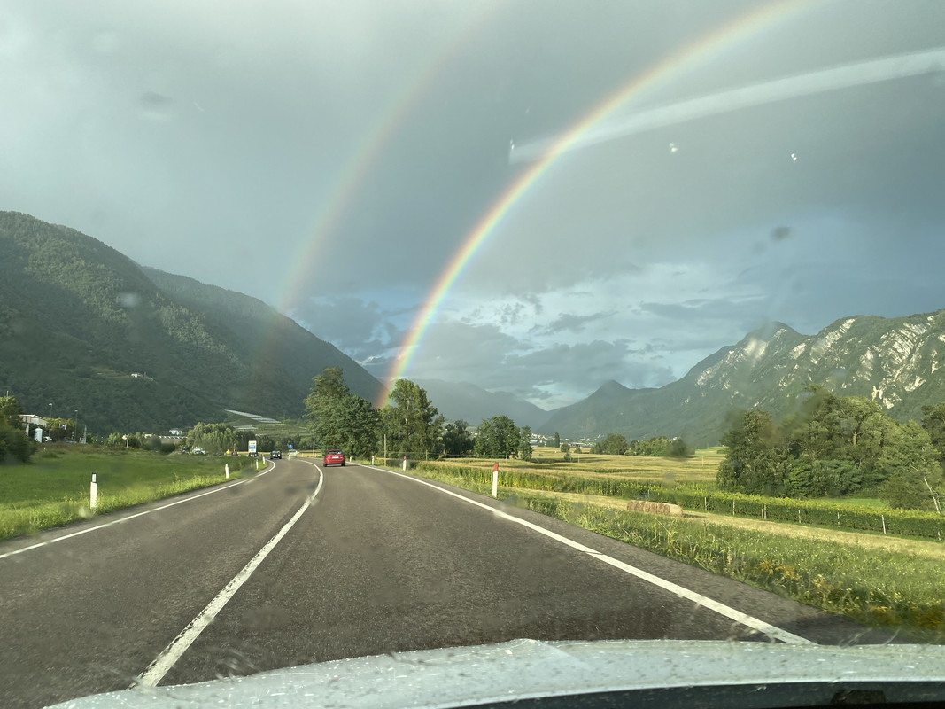 5FA0F828-A67E-4922-9B18-D8103E6EE33B