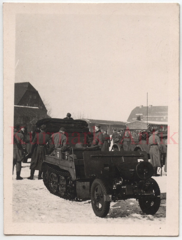 Foto Wehrmacht 1944 NSU Kettenkrad Leichtgeschüt