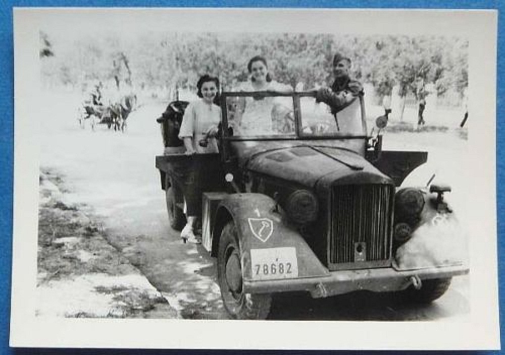 VT LAH kübelwagen mit Taktischen Emblem in Simfe