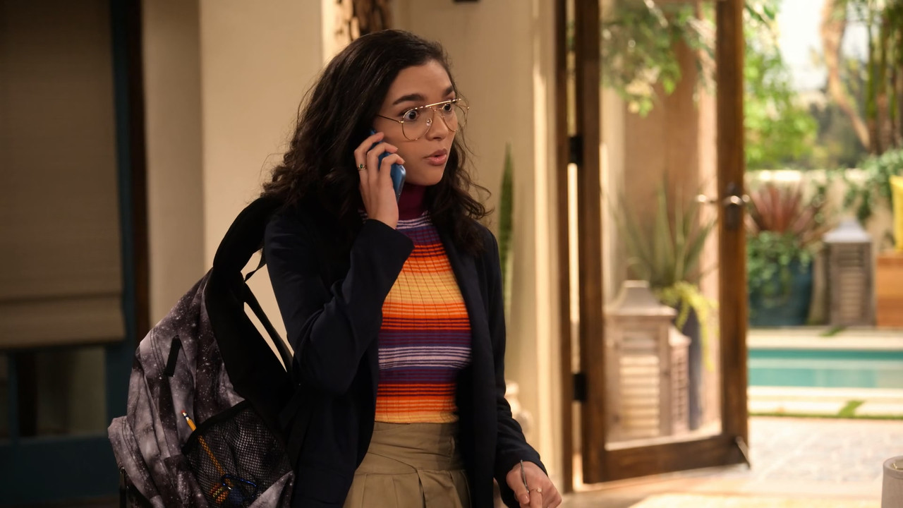 Ashley Garcia - Genius in Love (2020) S01E01 Breath Mint (1080p NF Webrip x265 10bit EAC3 5.1 - HxD)