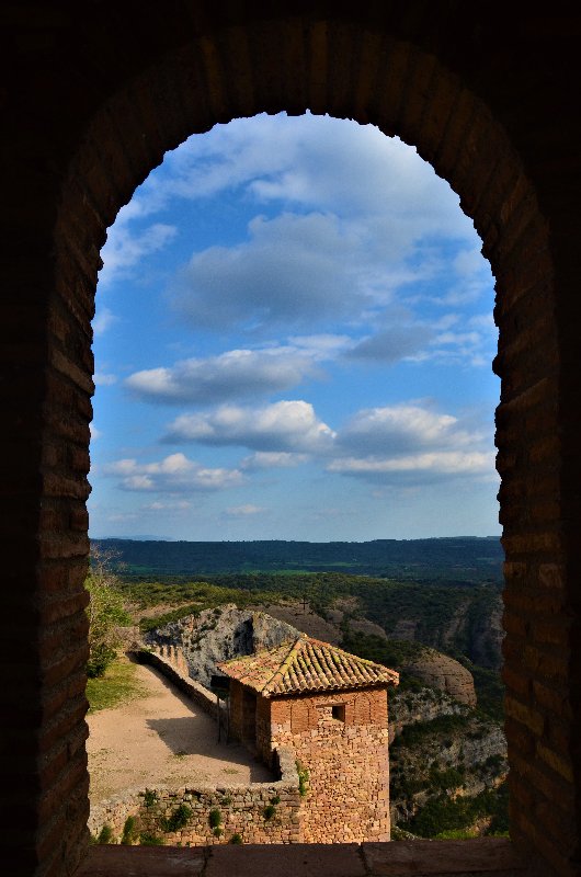 ALQUEZAR-19-4-2017-HUESCA - Los pueblos más bonitos de España-2010/2023 (133)