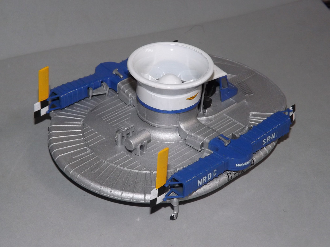 Airfix_Hovercraft-RS