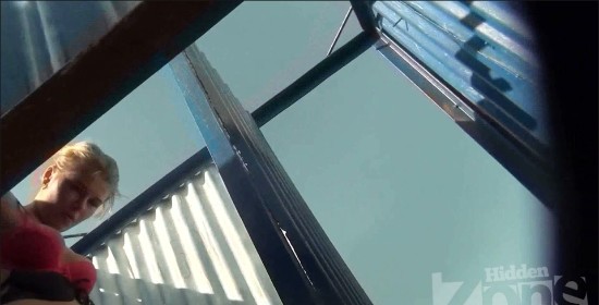 [Image: Voyeur17335150125.jpg]