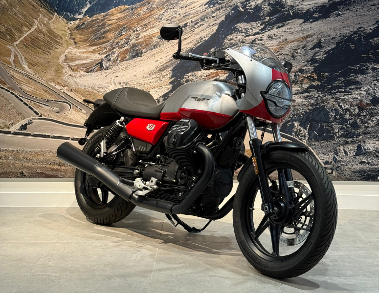 MOTO GUZZI V7 STONE CORSA