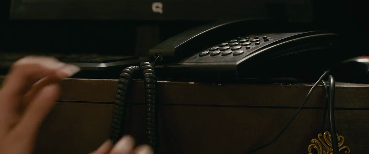 Hotel.Mumbai.2018.720p.WEB-DL.x264-AAC-www.300MBunited.me--scOrp