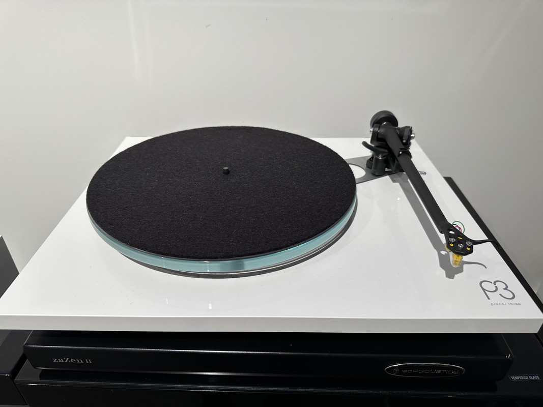 C110C5CA-D2D5-42CB-A3C0-7501E0142532