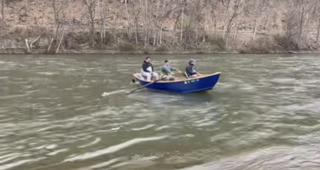 E431659F-DFAE-4159-B29C-582DFFC153E1