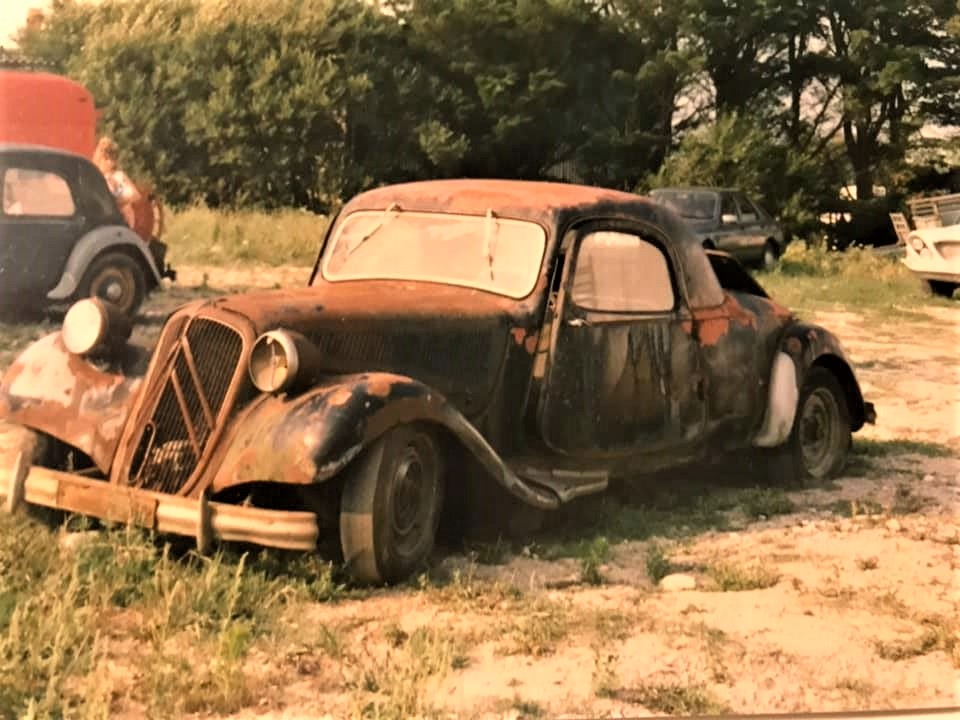 11 B 37 vert-noir inc-183 QV36 3 en 1985 35 000F