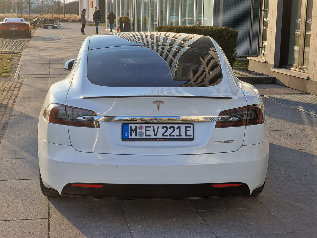 76c636af-51f5-4b68-bf82-0fcd3d9a87ea