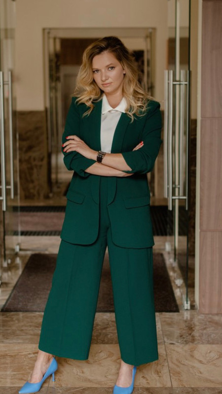 ACA247E8-7CFB-438A-89B2-6725EB212023