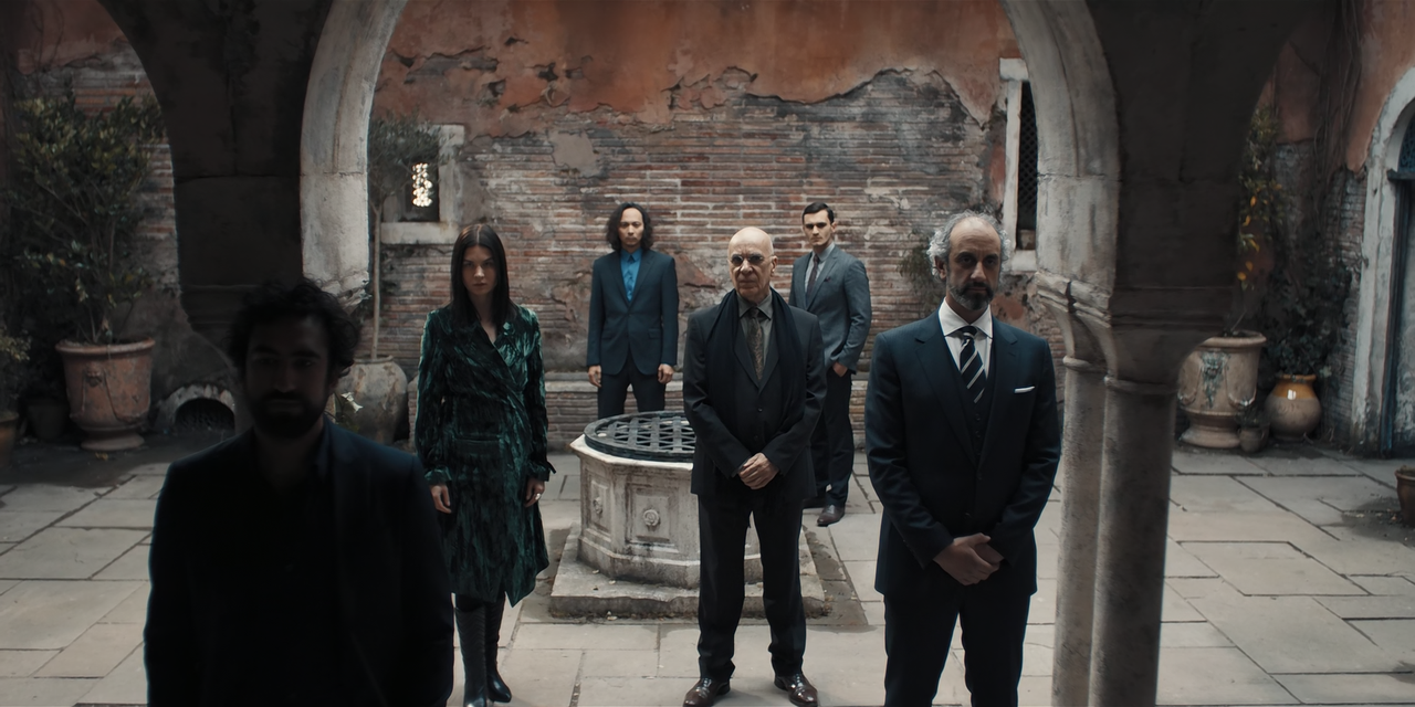 A.Discovery.of.Witches.S01E04.Episode.4.1080p.10bit.BluRay.AAC5.1.HEVC-Vyndros.mkv_snapshot_10.14_[2