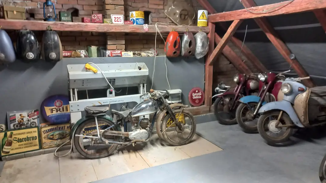 img_11_1700245494434