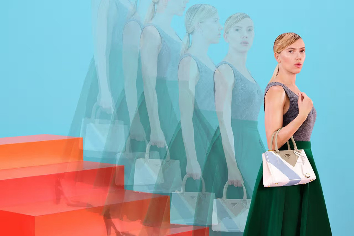 Scarlett Johansson volto della Borsa Prada Galleria Scarlett Johansson volto della Borsa Prada Galleria