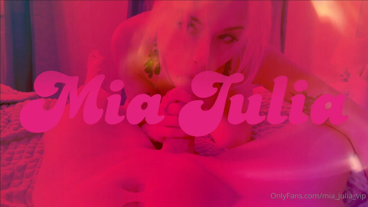 [OnlyFans] Mia Julia - "Siehst Du wie nass Ich bin?" - 1080p