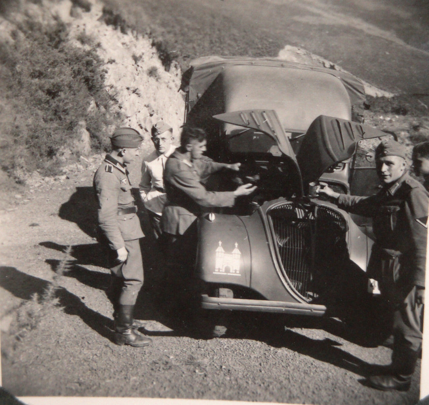 88. Infanterie Division Südfront Fahrzeug mit Di