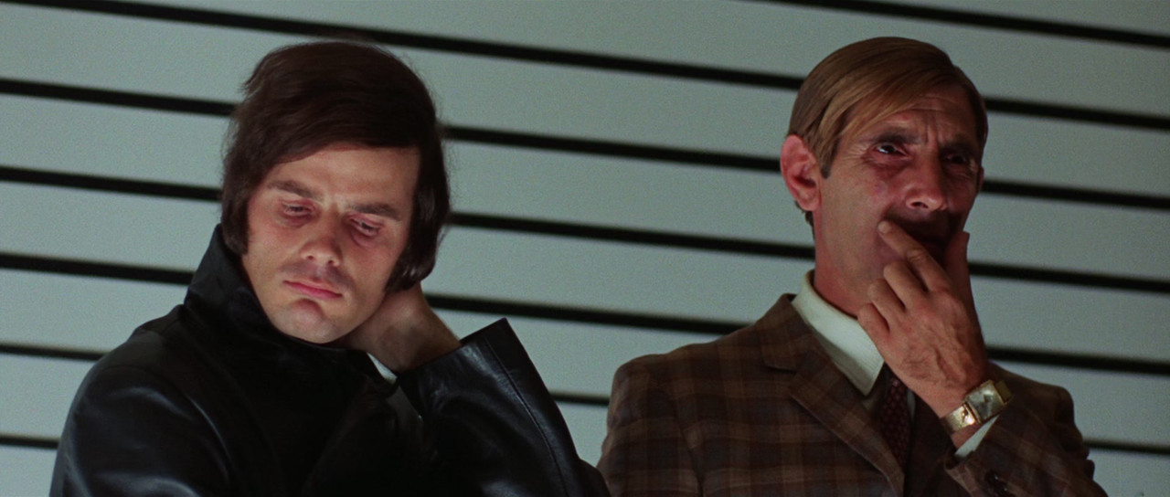 The Bird with the Crystal Plumage (1970) (1080p x265 r00t)-10