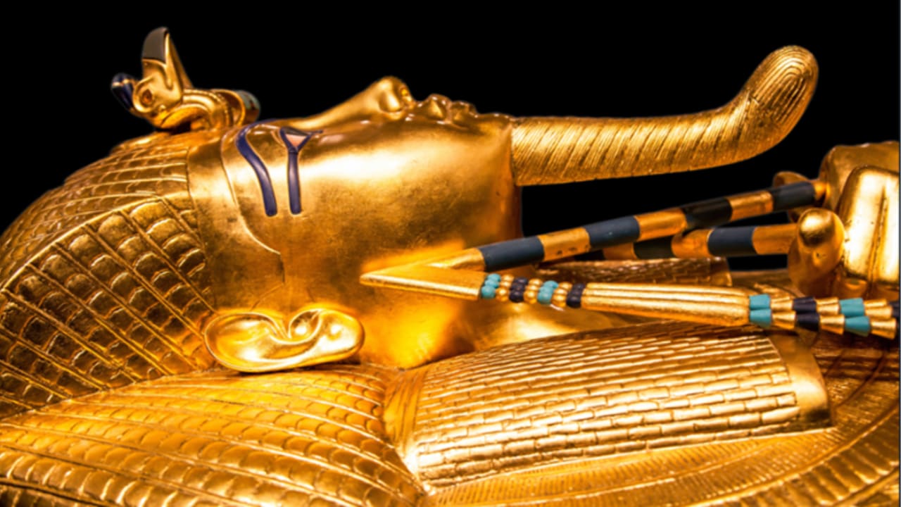 detail-of-a-sarcophagus-mask