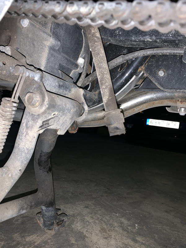 C8D8F701-DA18-45E8-B214-8C40D60B6D11