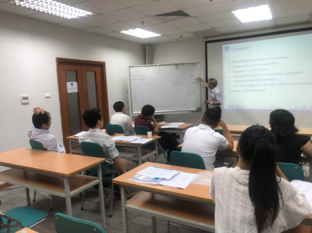Phase behavior modelling for Petroleum fluids Phase behavior modelling for Petroleum fluids