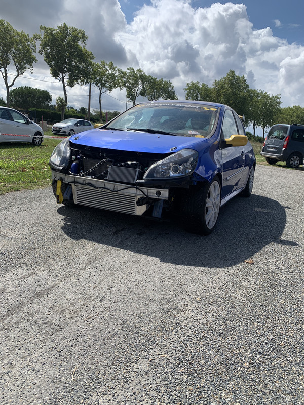 C3FDA058-E5F3-439D-949F-FAFEDA845ED4