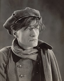 220px-Antonin-Artaud-1926.jpg