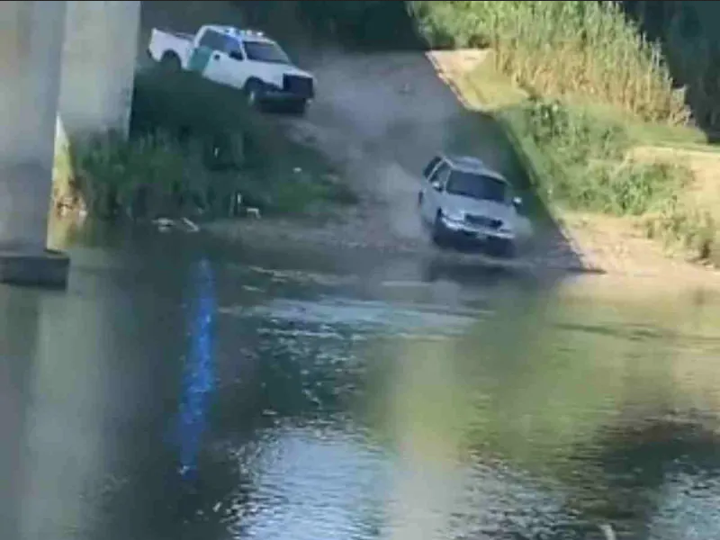 Persecución de la patrulla fronteriza de EU contra polleros se vuelve viral