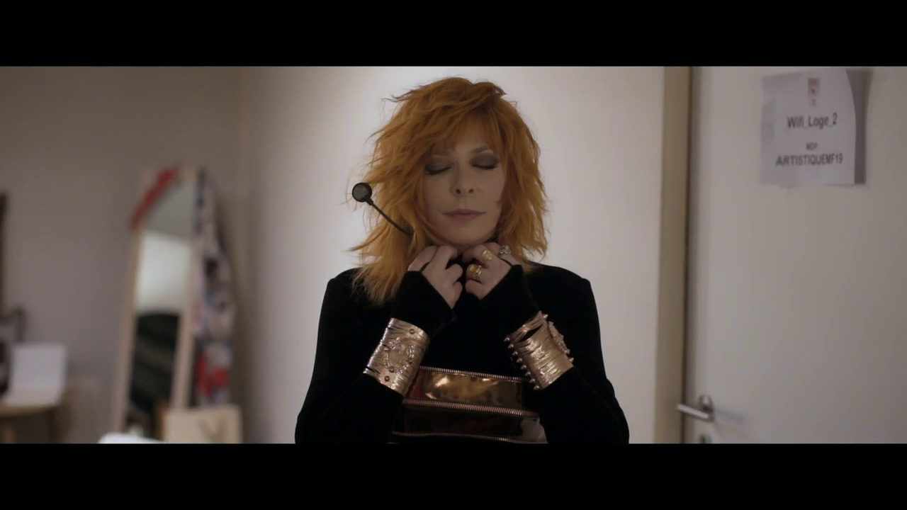 Mylène Farmer - L'Ultime Création - Pourvu Qu Elle Soit Douce0018