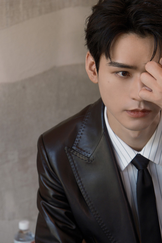 006DurXoly1hglmfcvinxj33z45yokjr