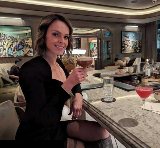 Wife Go To The Night Date And Cheating 1