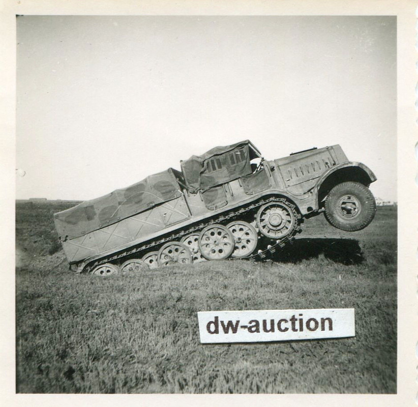 Sturmgeschütz Abt. 197 , SdKfz Halbkette auf der