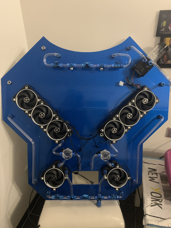 A5CE49B7-8748-4098-9AB8-C4FF736FAD7E