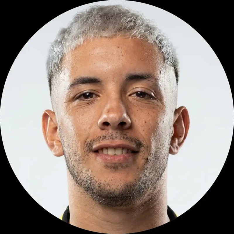 Leo Fernandez