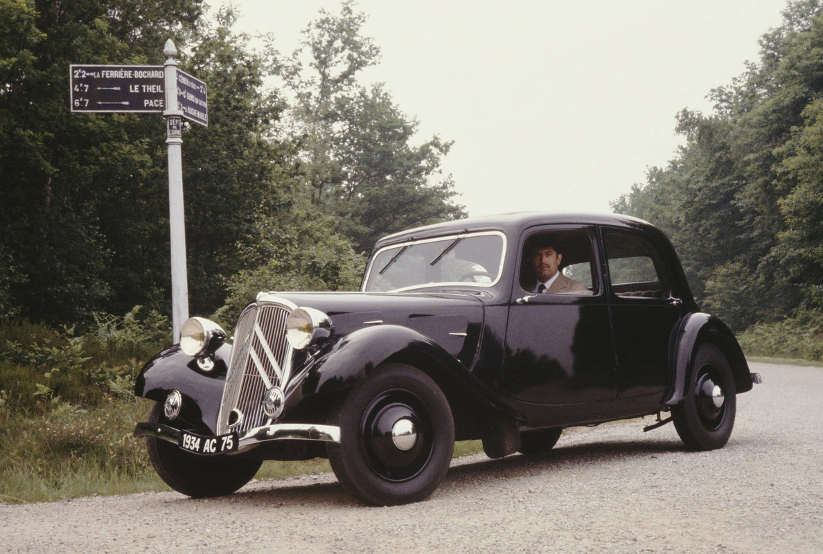 Traction 7A berline 1934 - CL_34_3_2