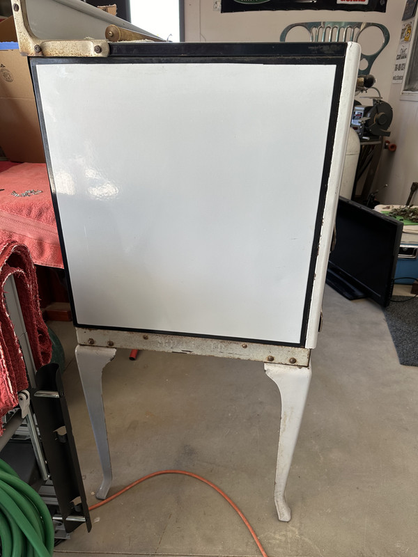 9EA496A4-2ACD-492C-BE7B-541E77B81512