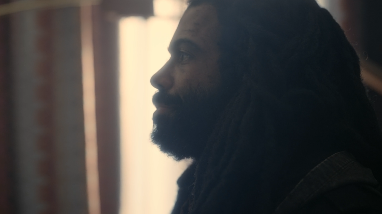 Snowpiercer.S02E01.L.Epoca.Di.Due.Motori.iTALiAN.MULTi.1080p.WEB.x264-MeM.mkv_snapshot_27.38_[2021.0