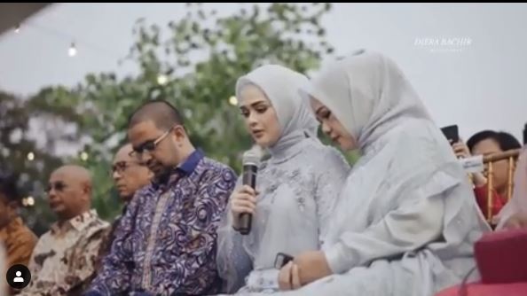 Instagram/cutratumeyriska
